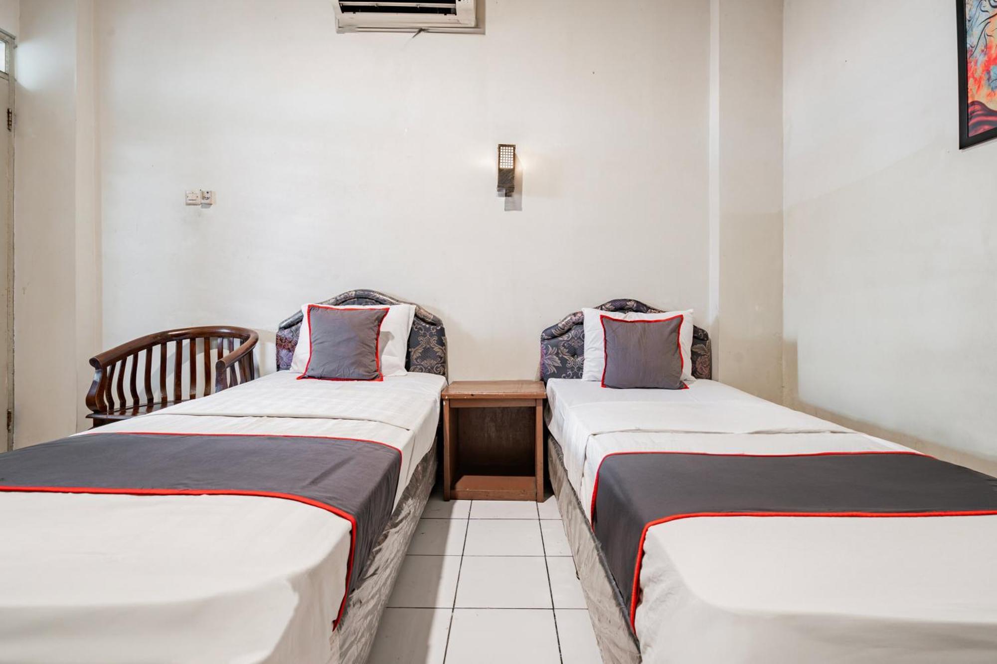 Collection O Hotel Sanira Bandung Zewnętrze zdjęcie