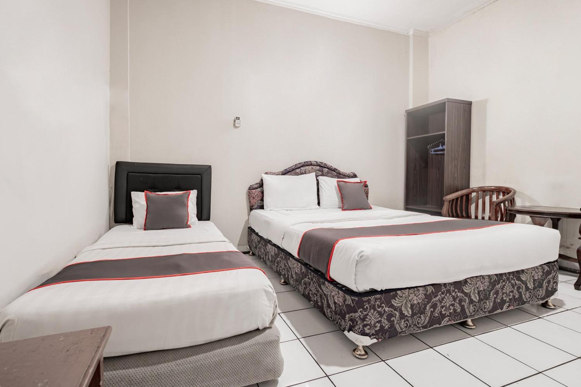 Collection O Hotel Sanira Bandung Zewnętrze zdjęcie